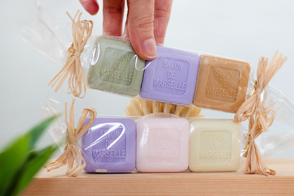Mini French Soap Gift Sets - Heart & Square Shapes